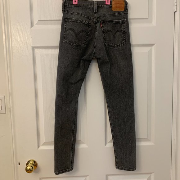 Levi’s Aritzia 501 Skinny in Size 26 - Picture 8 of 16